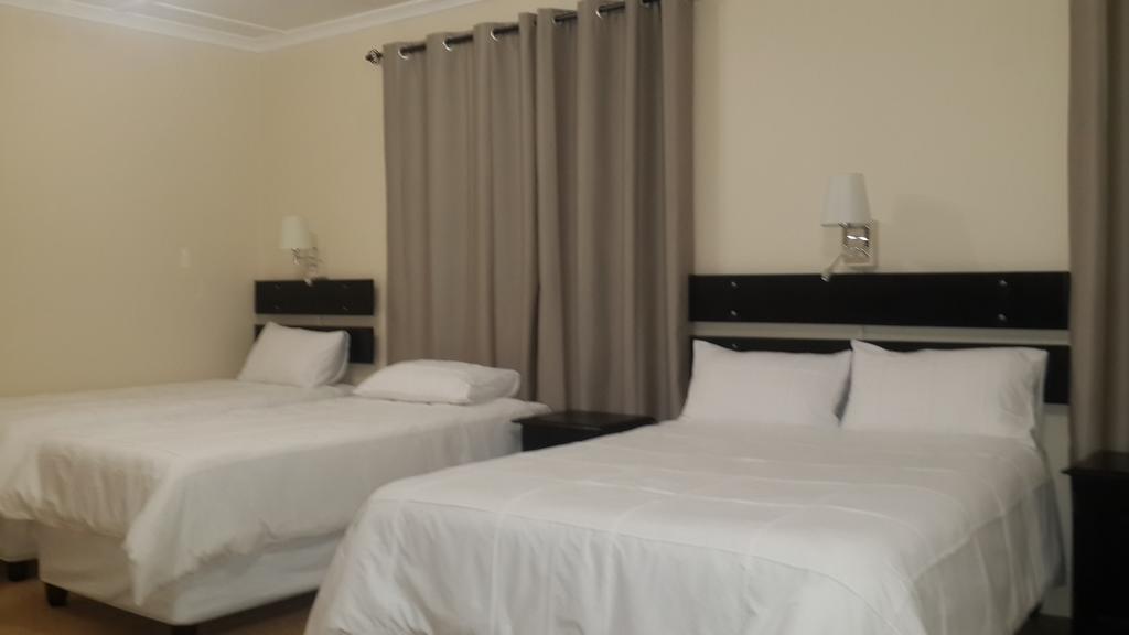 Victoria Hotel Bredasdorp Phòng bức ảnh